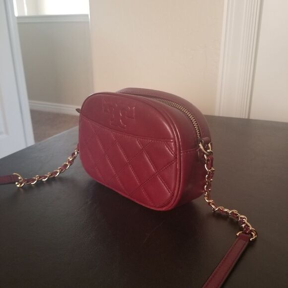 Tory Burch Quilt Crossbody - Picture 2 of 8